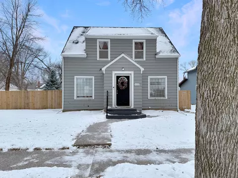 527 N 5th St, Montevideo, MN 56265