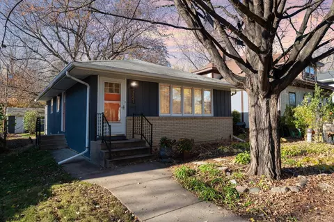 3321 France Ave N, Robbinsdale, MN 55422