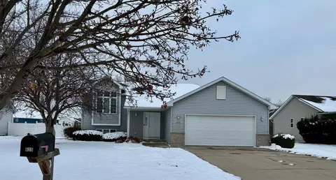 625 Lee St NE, Owatonna, MN 55060