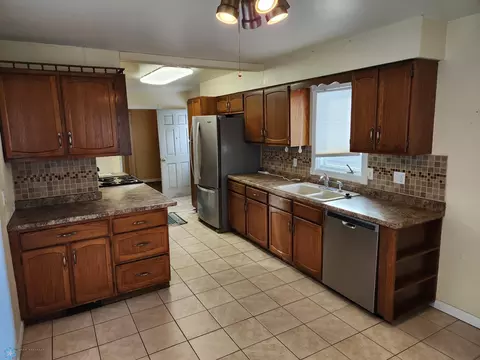 2209 5th Ave S, Fargo, ND 58103 photo 9