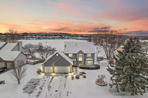 15756 Highview Dr, Apple Valley, MN 55124