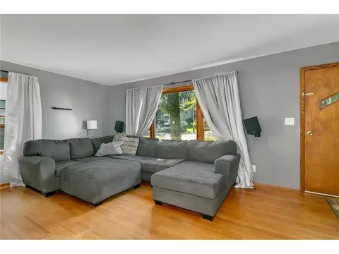 Living - 2139 Jamary Pl, Saint Cloud, MN 56301 photo 2 of 2