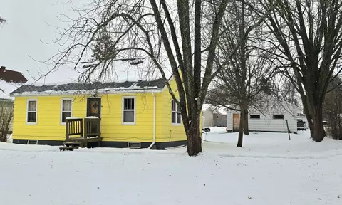 1119 8th St, International Falls, MN 56649