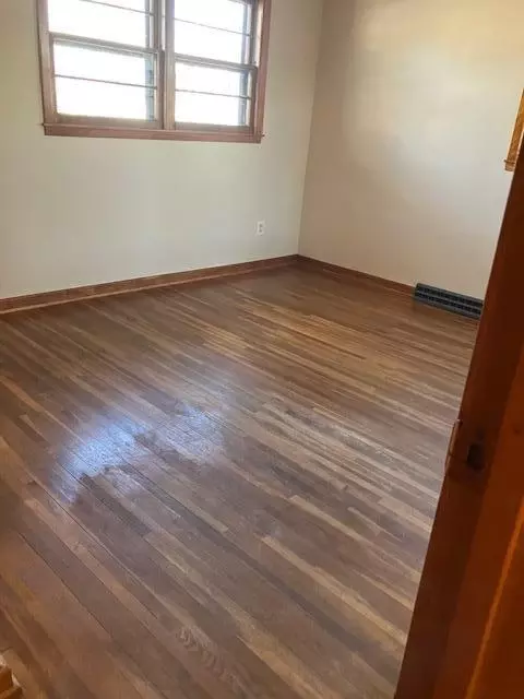 Bedroom - 400 7th Ave SE, Waseca, MN 56093 photo 1 of 2