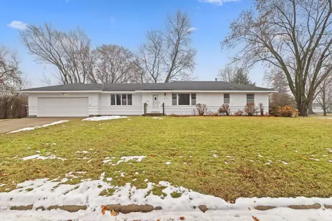 3225 W 81st St, Bloomington, MN 55431