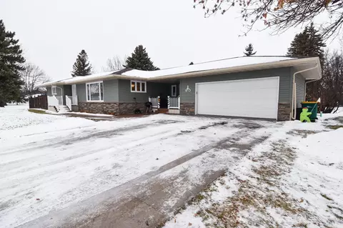 125 Riverside Dr, Stephen, MN 56757