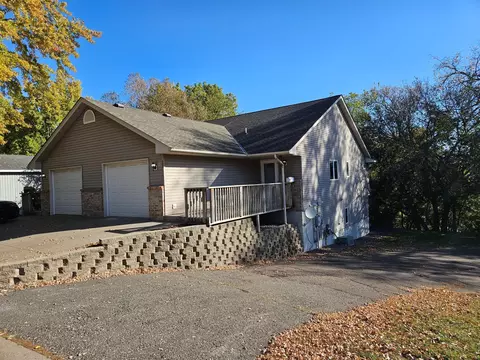 705 And 715 6th St N, Bayport, MN 55003