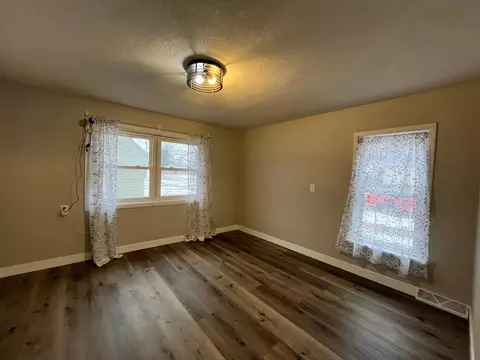 26 Main St E, Morristown, MN 55052 photo 8