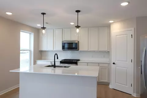 6230 Highland Hls S, Cottage Grove, MN 55016
