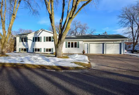 279 Park Ave, Saint Martin, MN 56376