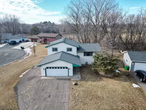 10938 Eagle St NW, Coon Rapids, MN 55433
