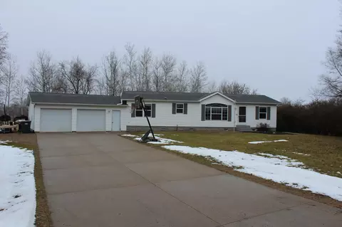 37767 Sunnyfield Cir, Avon, MN 56310