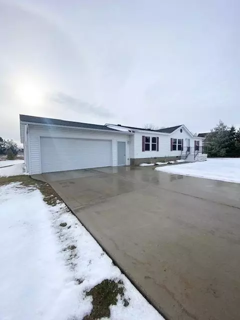 406 Mockingbird Ln, New York Mills, MN 56567