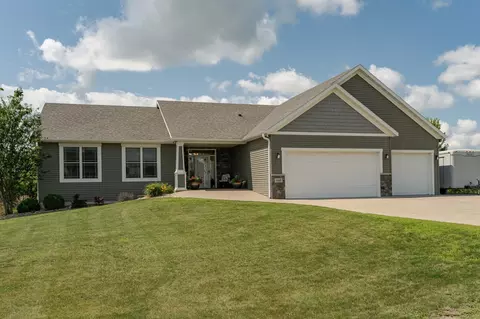 3335 Grant Rd SE, Rochester, MN 55904