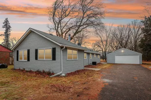 8160 Eastwood Rd, Mounds View, MN 55112