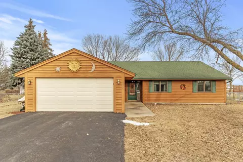 8806 Trista Ln, Saint Bonifacius, MN 55375