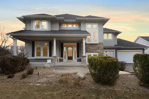 3921 Donegal Way, Eagan, MN 55122