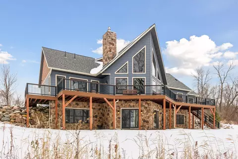 6820 French Lake Ct, Faribault, MN 55021