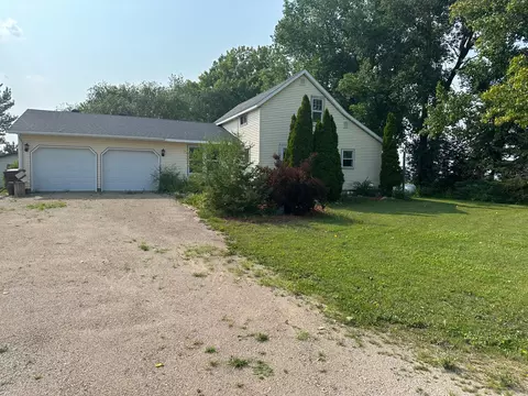309 Dakota Ave N, Saint Hilaire, MN 56754