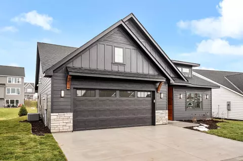 15541 111th Ave, Osseo, MN 55369