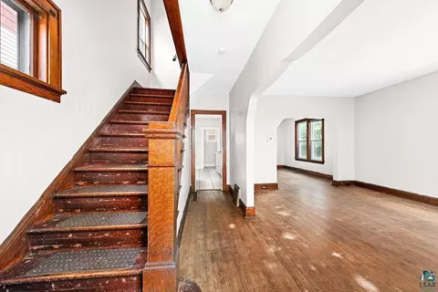 426 N 8th Ave E, Duluth, MN 55805 photo 3