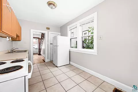 426 N 8th Ave E, Duluth, MN 55805 photo 12