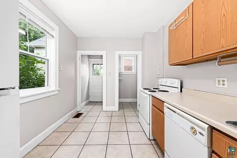 426 N 8th Ave E, Duluth, MN 55805 photo 13