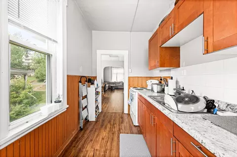 1124 E 6th St, Duluth, MN 55805 photo 8