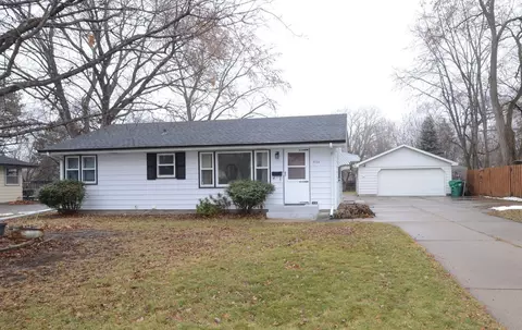 5124 Hampshire Ave N, Crystal, MN 55428