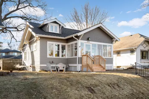 1374 Berkeley Ave, Saint Paul, MN 55105