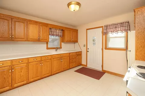 2016 E Oakland Ave, Austin, MN 55912 photo 6