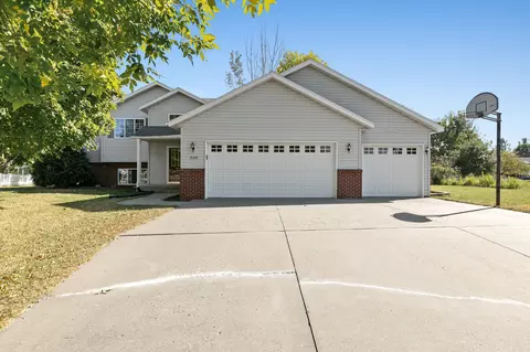 228 Sundance Rd, Sartell, MN 56377