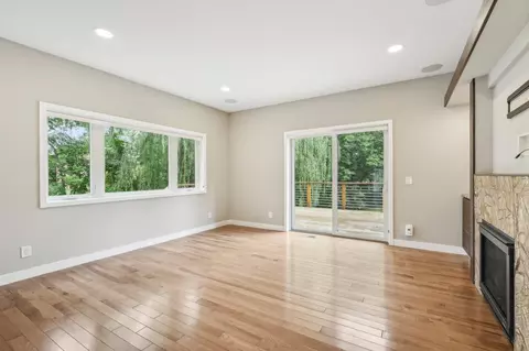 529 Division St, Excelsior, MN 55331 photo 18