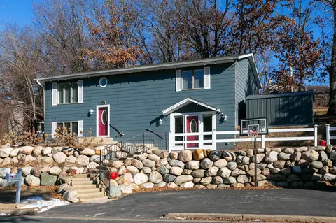 1031 Sommers St N, Hudson, WI 54016