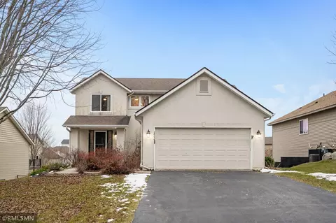 9402 212th St W, Lakeville, MN 55044
