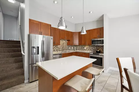 4505 Redwood Cir, Minnetonka, MN 55345