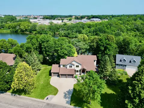 1098 Westside Dr, Fergus Falls, MN 56537