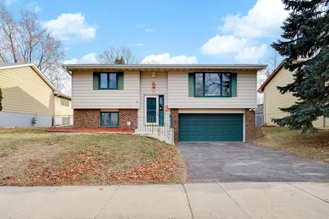 916 Allen Ave, West Saint Paul, MN 55118