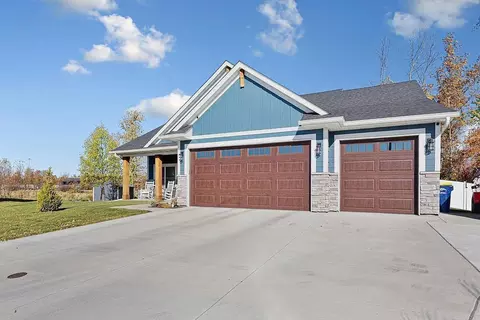 2924 Hanson Ct, Faribault, MN 55021