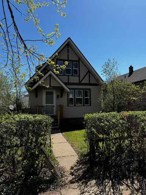 2314 5th Ave W, Hibbing, MN 55746
