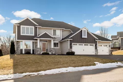 3438 Rolling Hills Dr, Eagan, MN 55121