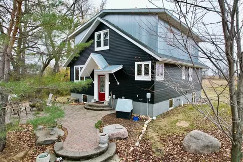 1979 360th St, Breckenridge, MN 56520