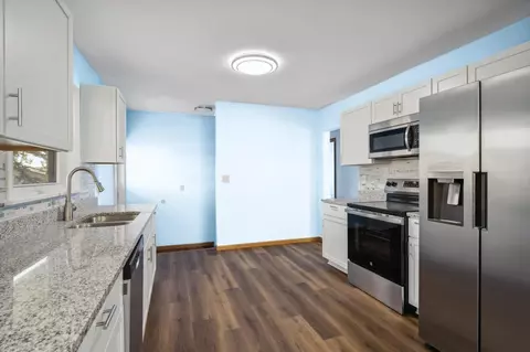 4456 Lexington Ave N, Shoreview, MN 55126