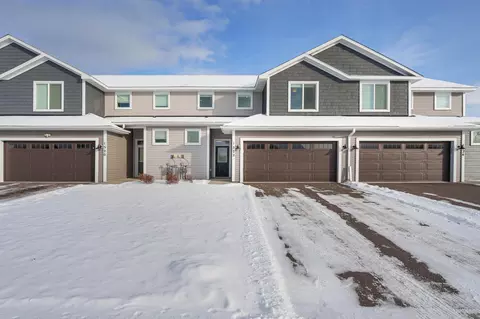 1522 Southpoint Dr, Hudson, WI 54016