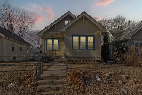 3210 36th Ave S, Minneapolis, MN 55406