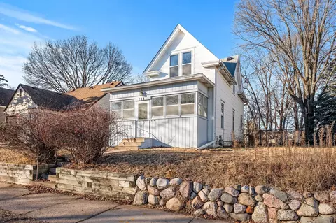 108 8th Ave S, South Saint Paul, MN 55075