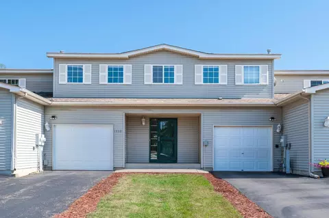 1330 Langewood Dr, Minnetrista, MN 55364