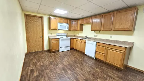 Kitchen - 1729 Cooper Ave S, Saint Cloud, MN 56301 photo 4 of 5