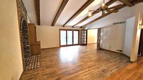 Living - 1729 Cooper Ave S, Saint Cloud, MN 56301 photo 2 of 4