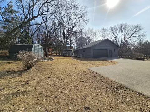 Exterior - 1729 Cooper Ave S, Saint Cloud, MN 56301 photo 5 of 8